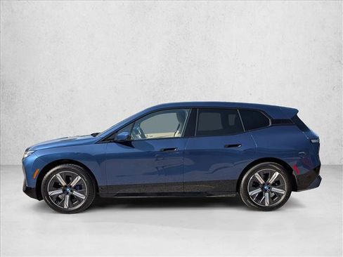 Certified 2024 BMW iX xDrive50 w/ Premium Package AWD/4WD image 9