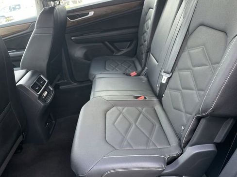 Used 2026 Volkswagen Atlas SE AWD/4WD image 21