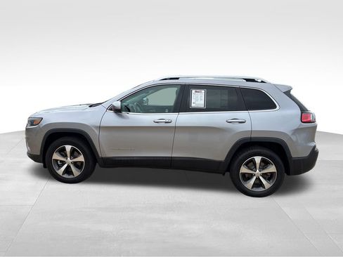 Used 2021 Jeep Cherokee Limited w/ Elite Package AWD/4WD image 2