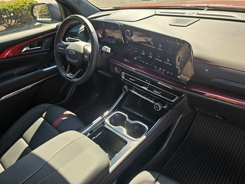 New 2026 Chevrolet Traverse RS image 10