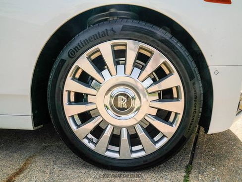 Used 2020 Rolls-Royce Phantom Sedan RWD image 61