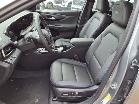 New 2026 Buick Envista Sport Touring w/ Convenience I Package image 4