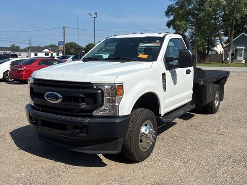 Used 2021 Ford F350 XL w/ Power Equipment Group AWD/4WD image 1