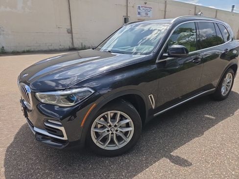 Used 2020 BMW X5 xDrive40i w/ Premium Package AWD/4WD image 4