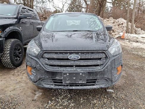 Used 2018 Ford Escape S image 2