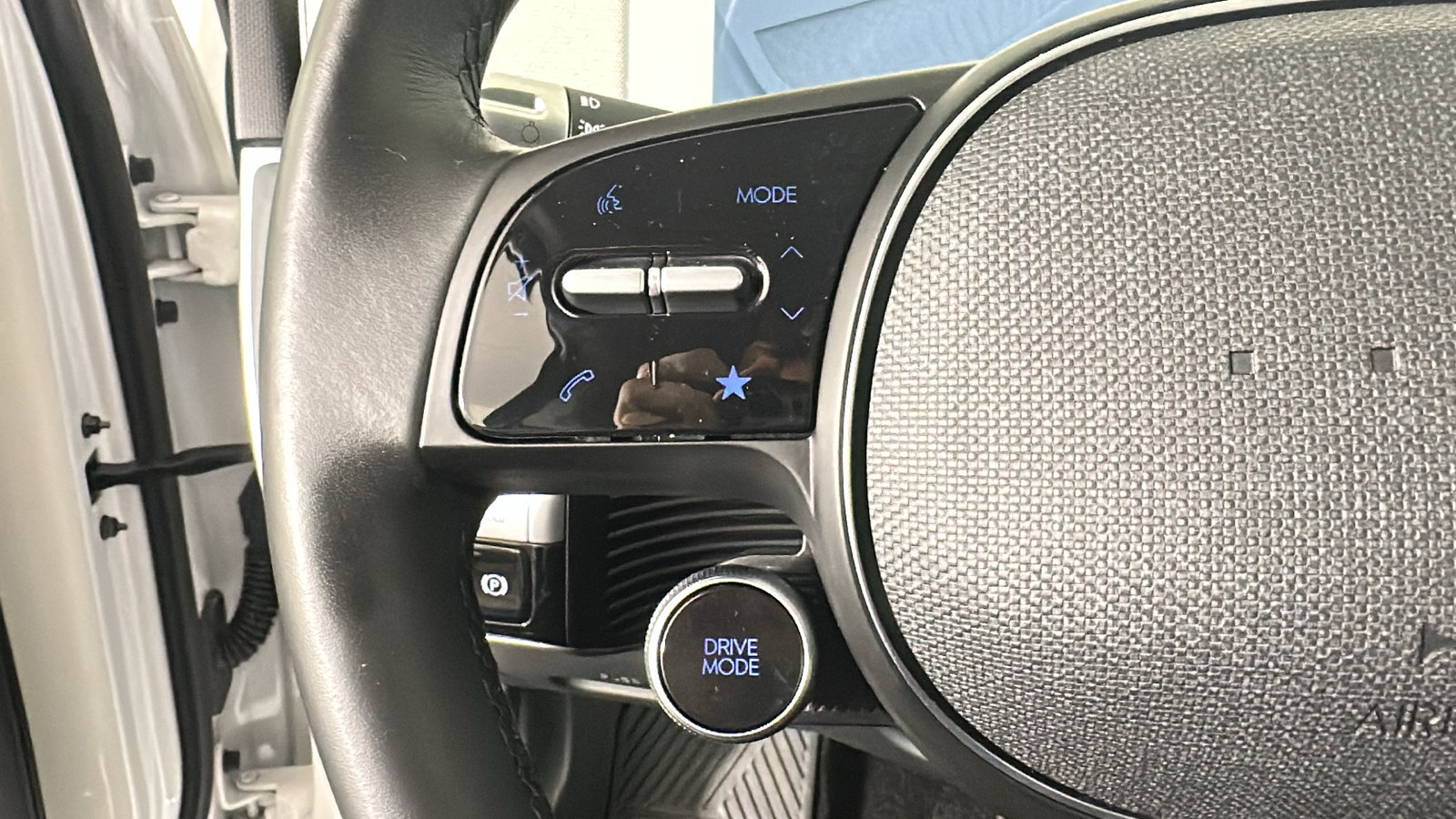 Used 2024 Hyundai Ioniq 5 SEL AWD/4WD image 19