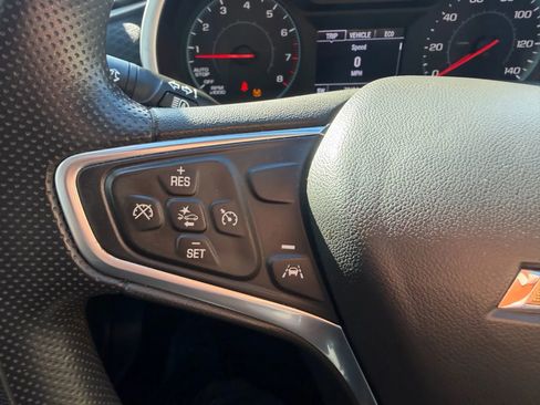 Used 2023 Chevrolet Malibu LT FWD image 11