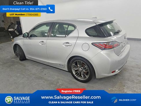 Used 2013 Lexus CT 200h w/ Premium Pkg w/Backup Camera image 3