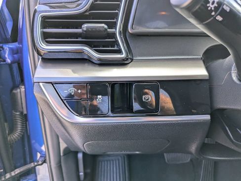 Certified 2024 Kia Sportage EX FWD image 27