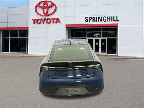 New 2026 Toyota Prius SE image 7