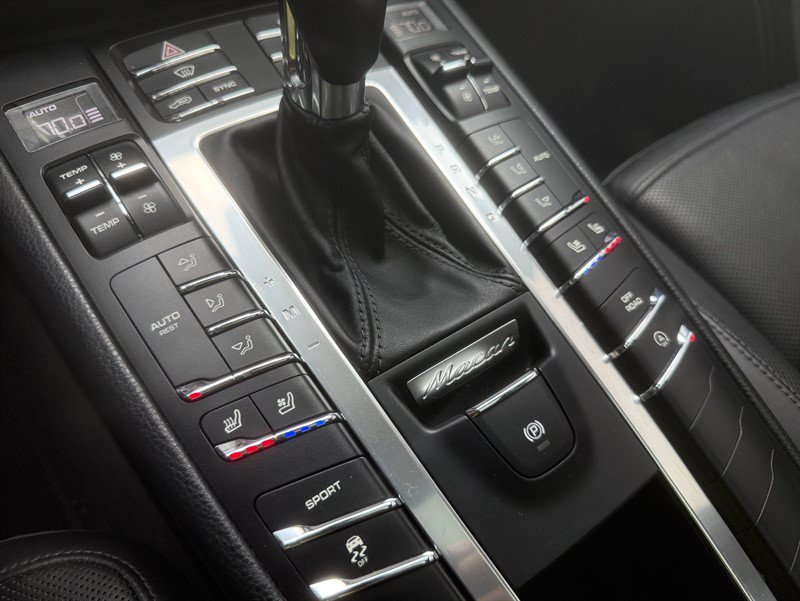 Used 2016 Porsche Macan S AWD/4WD image 25