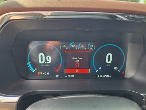 Used 2023 Ford F150 Lariat image 11