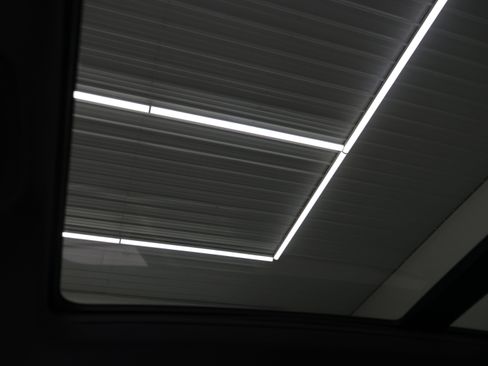 Used 2025 Audi Q5 2.0T Premium image 13