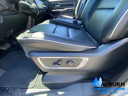 Used 2025 RAM 1500 Laramie AWD/4WD image 33