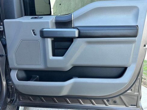 Used 2019 Ford F150 XLT image 17