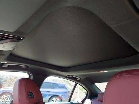 New 2026 BMW 330i Sedan w/ M Sport Package RWD image 9