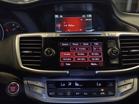 Used 2015 Honda Accord EX-L image 25