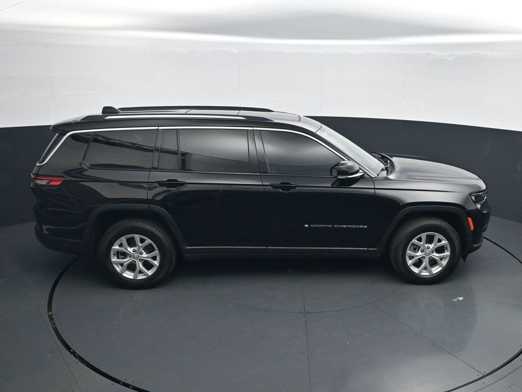 Used 2023 Jeep Grand Cherokee L Limited RWD image 34