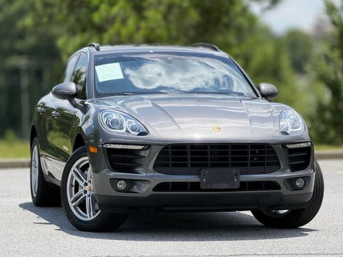 Used 2018 Porsche Macan S AWD/4WD image 4
