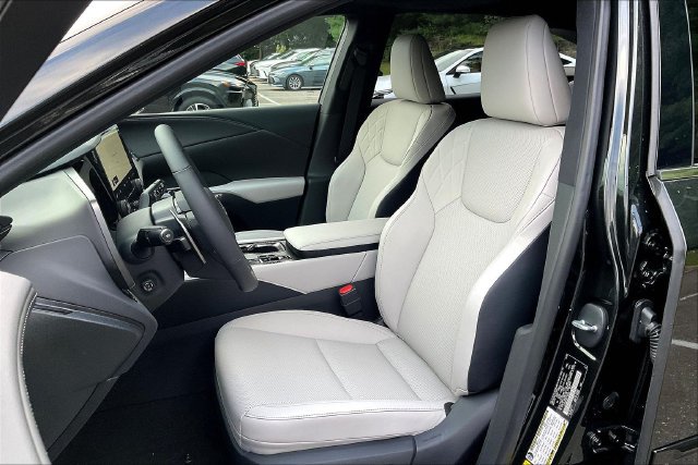 New 2026 Lexus RX 350h w/ Accessory Package (2T) AWD/4WD image 9