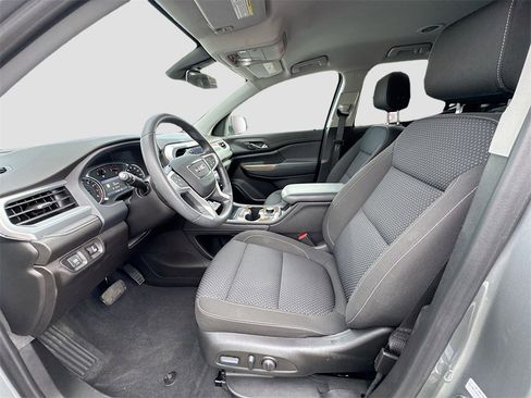 Used 2023 GMC Acadia SLE w/ Driver Convenience Package image 22