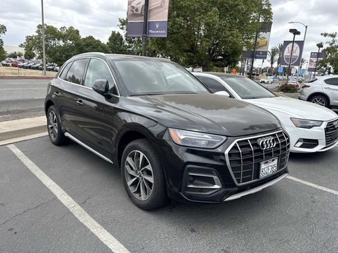 Used 2021 Audi Q5 2.0T Premium Plus w/ Premium Plus Package AWD/4WD image 1