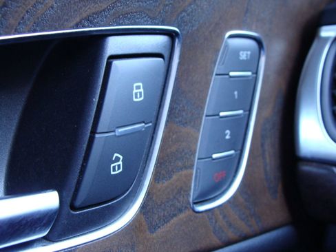 Used 2013 Audi A7 3.0T Prestige image 31