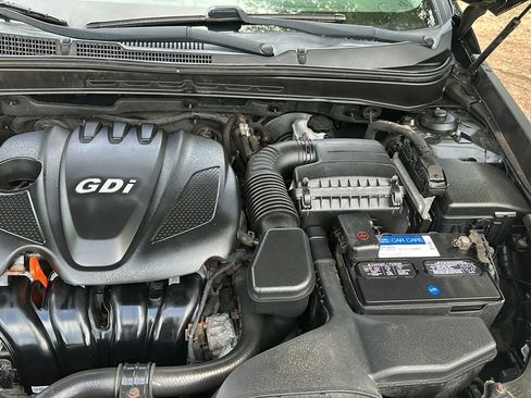 Used 2012 Hyundai Sonata GLS w/ Popular Equipment Pkg FWD image 9