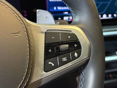 Used 2025 BMW X6 M60i image 26