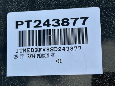 Used 2025 Toyota RAV4 XSE w/ Weather Package image 87