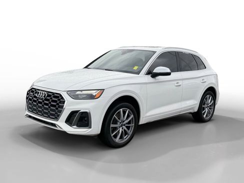 Used 2023 Audi SQ5 Premium Plus w/ Premium Plus Package image 1