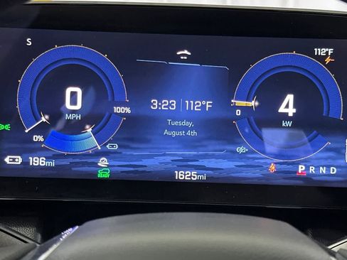 Used 2025 Chevrolet Equinox EV LT FWD image 25