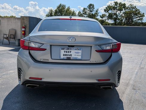 Used 2017 Lexus RC 200t F Sport RWD image 4