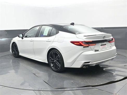 Used 2025 Toyota Camry XSE w/ Premium Plus Package image 3