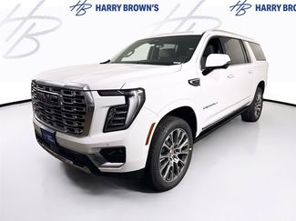 New 2026 GMC Yukon XL Denali w/ Denali Reserve Package AWD/4WD video 1
