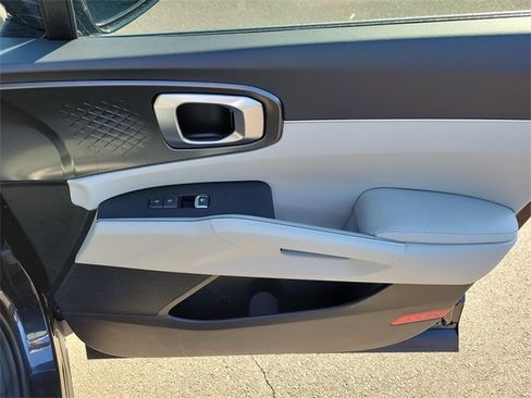 New 2026 Kia Sorento S image 10