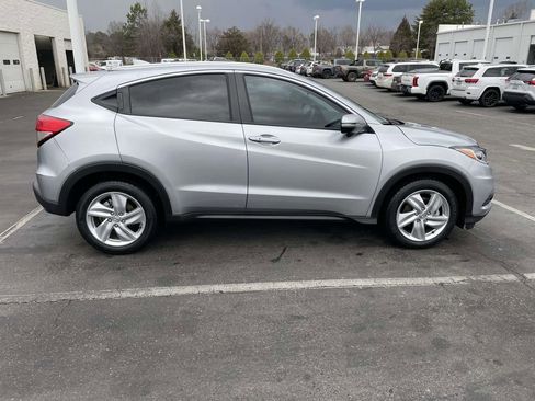 Used 2019 Honda HR-V EX image 10