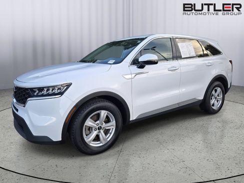 Used 2021 Kia Sorento LX FWD image 1