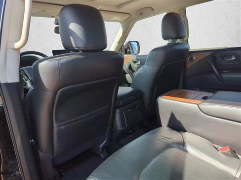 Used 2022 Nissan Armada SL w/ Captain's Chairs Package image 18