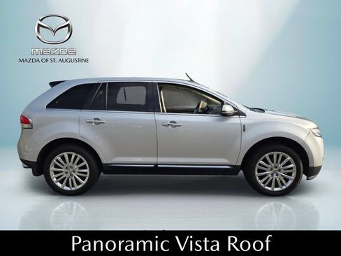 Used 2013 Lincoln MKX FWD image 16