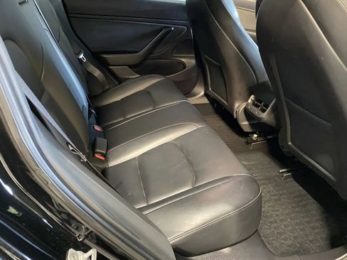 Used 2019 Tesla Model 3 Standard Range Plus image 7
