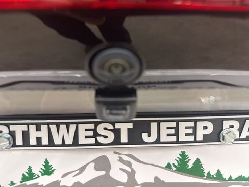 New 2026 Chrysler Pacifica Select w/ S Appearance Package image 24