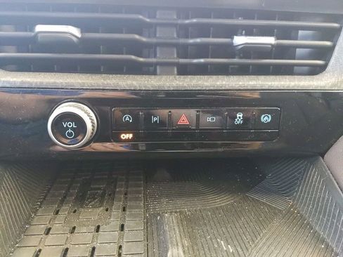 Used 2025 Ford Explorer Platinum AWD/4WD image 25