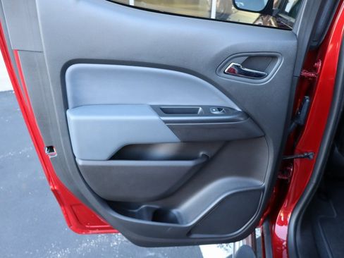 Used 2022 Chevrolet Colorado Z71 image 23