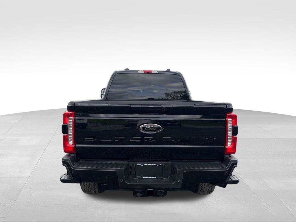 Used 2025 Ford F250 Lariat w/ Black Appearance Package AWD/4WD image 18