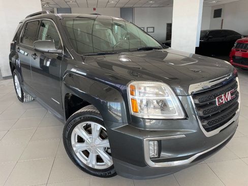Used 2017 GMC Terrain SLE w/ Convenience Package image 1