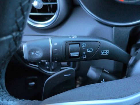 Used 2022 Mercedes-Benz GLC 300 image 26