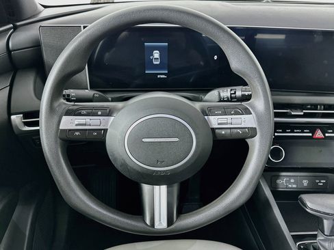 Used 2025 Hyundai Santa Cruz SEL FWD image 18