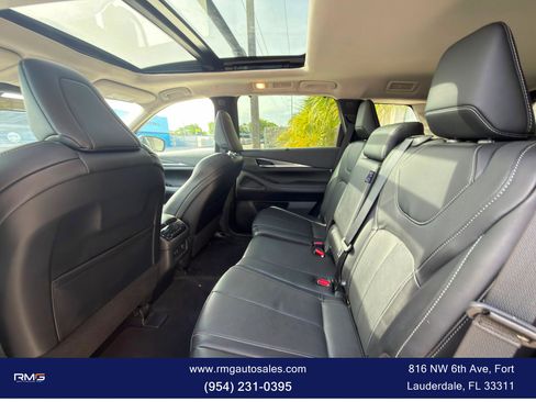 Used 2023 INFINITI QX60 Luxe w/ Cargo Package FWD image 15
