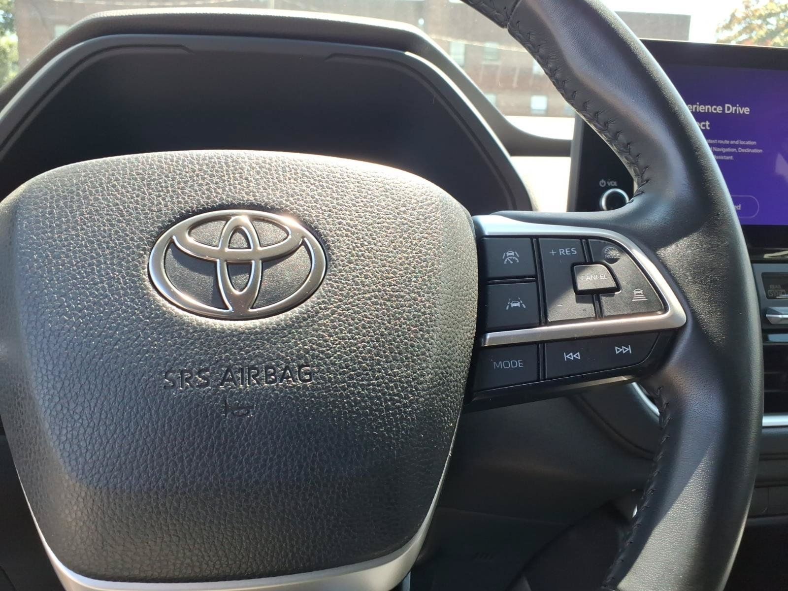 Used 2024 Toyota Grand Highlander AWD image 24